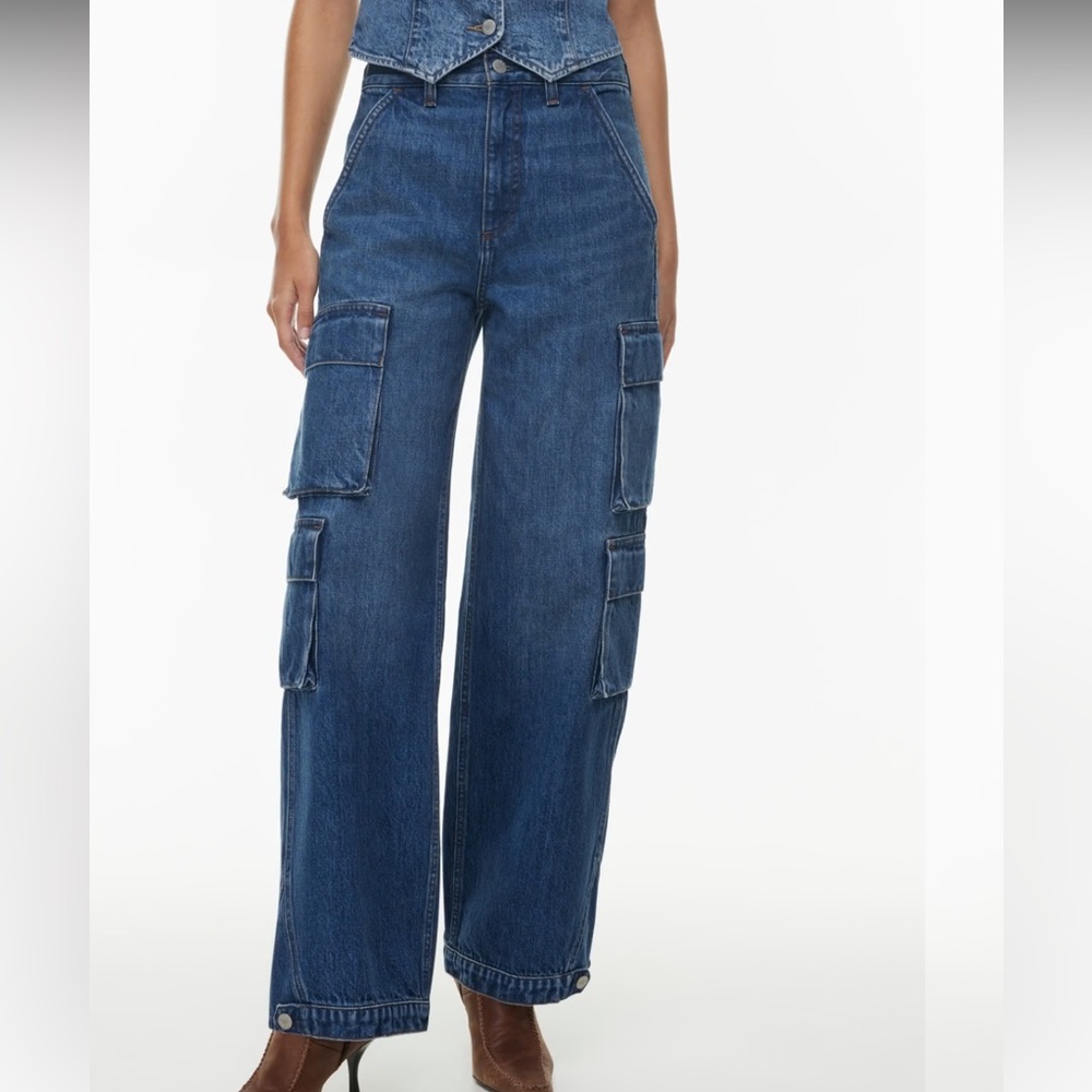 Aritzia Denim Forum The 90's Millie Cargo Jean
